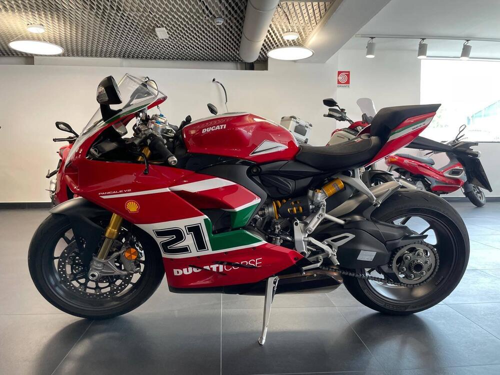 Ducati Panigale V2 Bayliss 1st Championship 20th Anniversary (2021 - 24) (3)