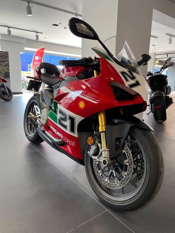 Ducati Panigale V2 Bayliss 1st Championship 20th Anniversary (2021 - 24) (2)