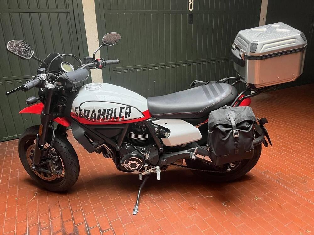 Ducati Scrambler 800 Urban Motard (2022) (2)