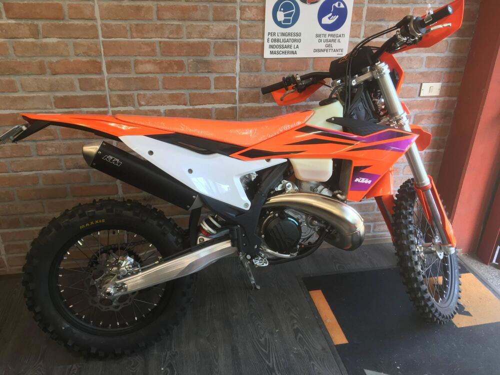 KTM EXC 250 TBI (2024) (5)