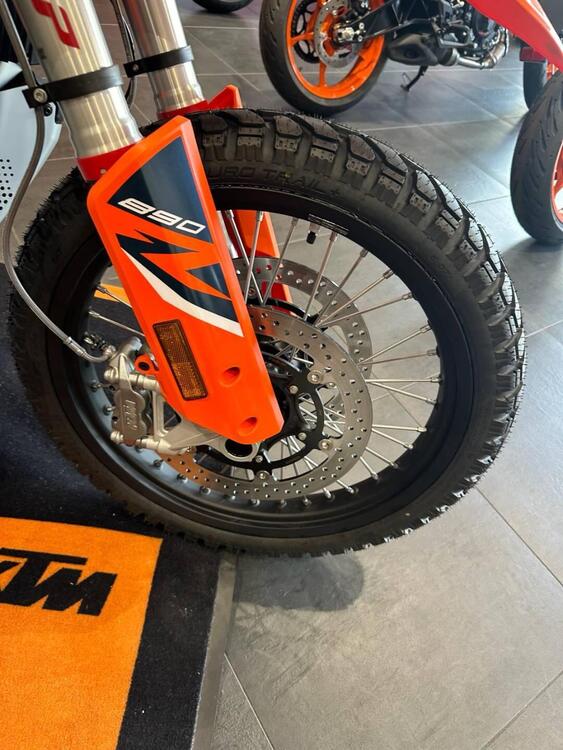 KTM 890 Adventure R (2023 - 24) (5)