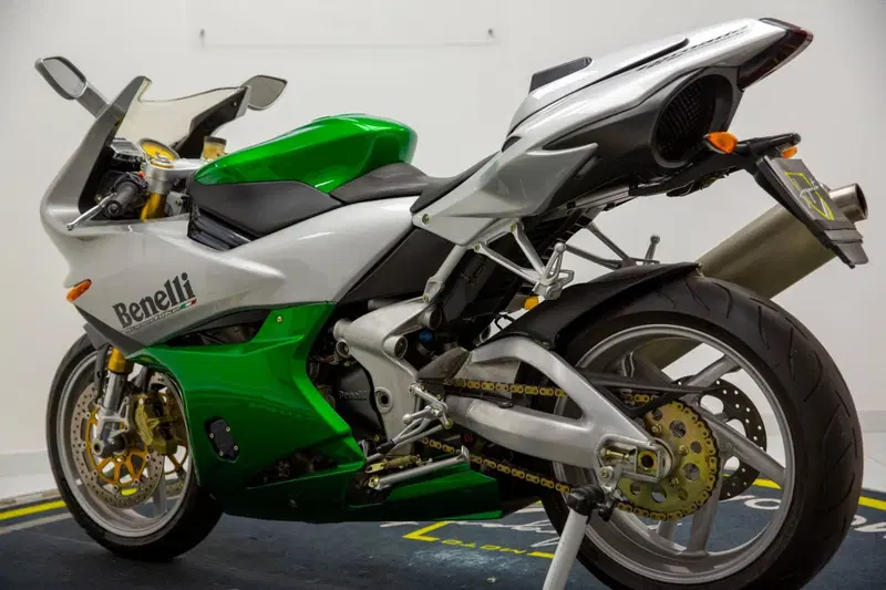Benelli Tornado 900 Tre (2003 - 06) (5)