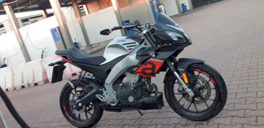 Aprilia Tuono 125 (2017 - 20) (5)