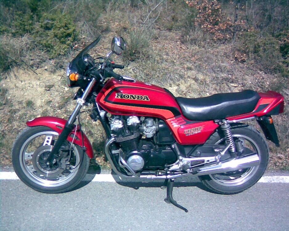 Honda CB900F BOLDOR (4)