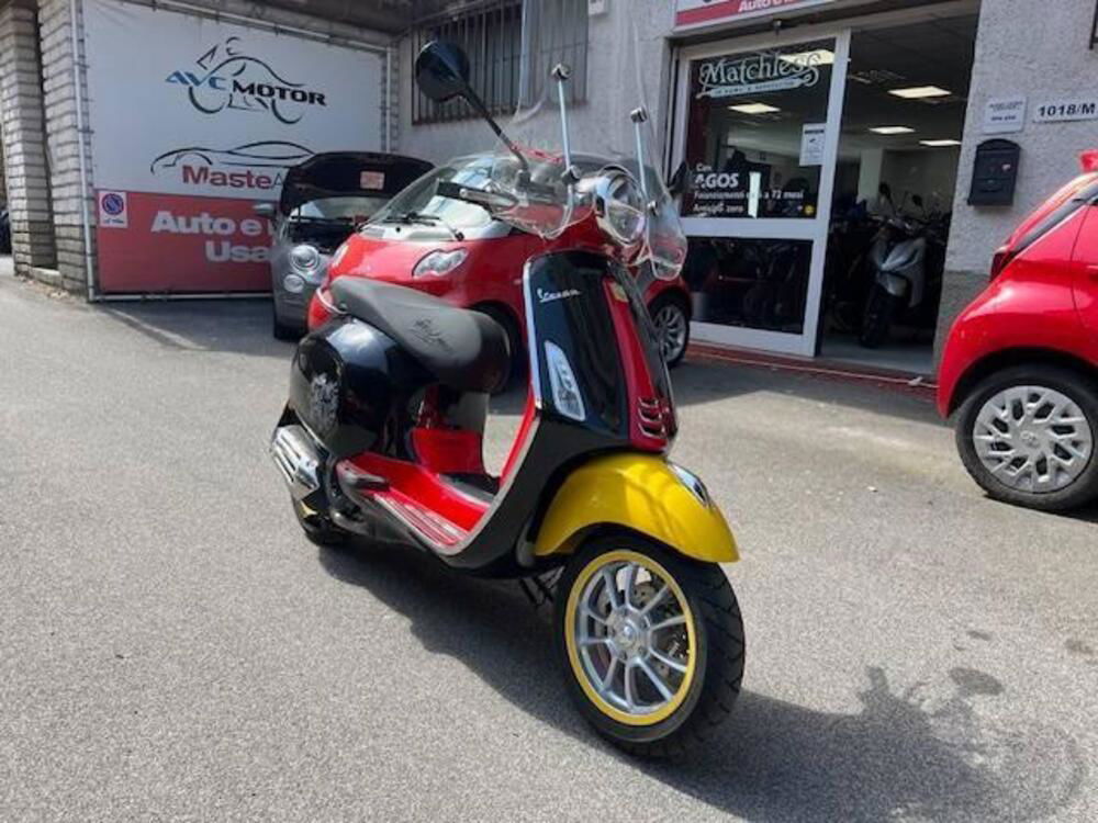 Vespa Primavera 150 Disney Mickey Mouse Edition by Vespa (2023 - 24)