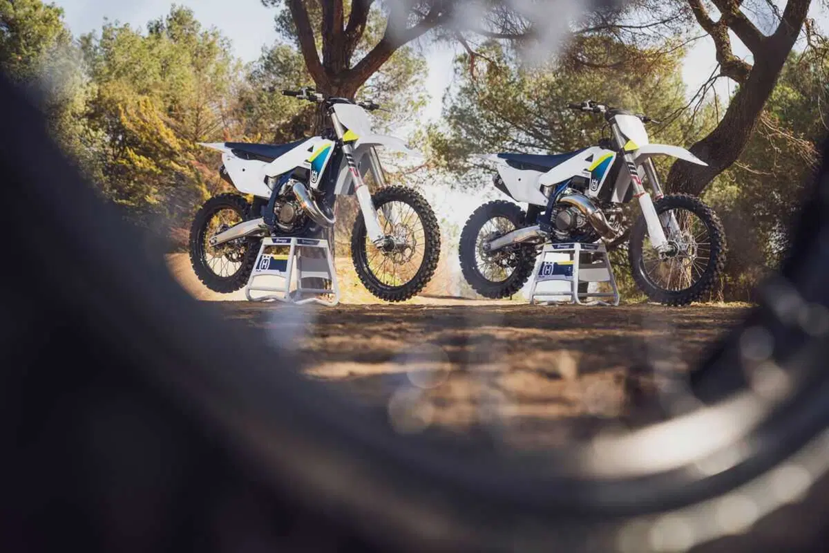 TEST Husqvarna cross 2T MY2025. Che goduria la 300! [GALLERY]