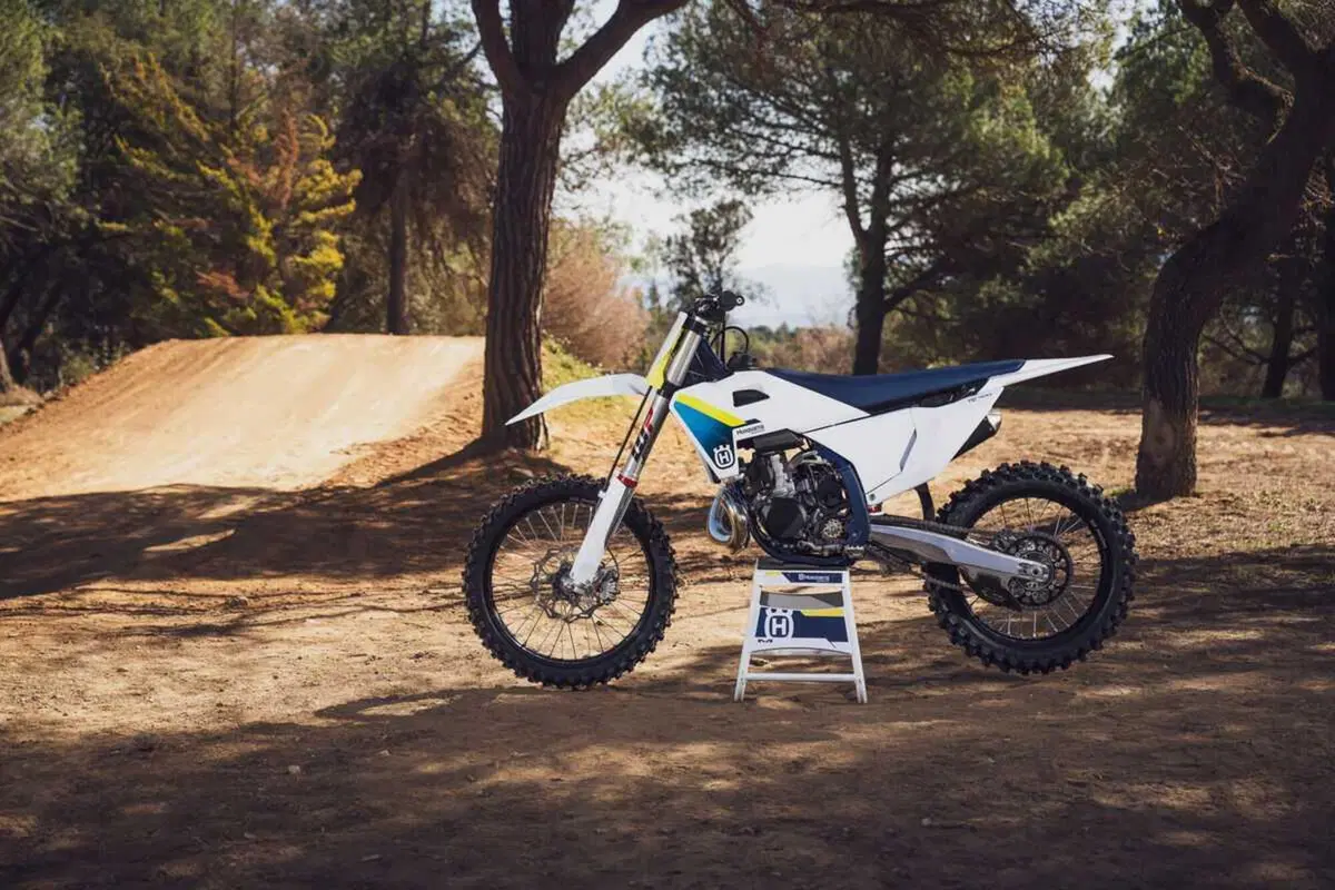 TEST Husqvarna cross 2T MY2025. Che goduria la 300! [GALLERY] (3)