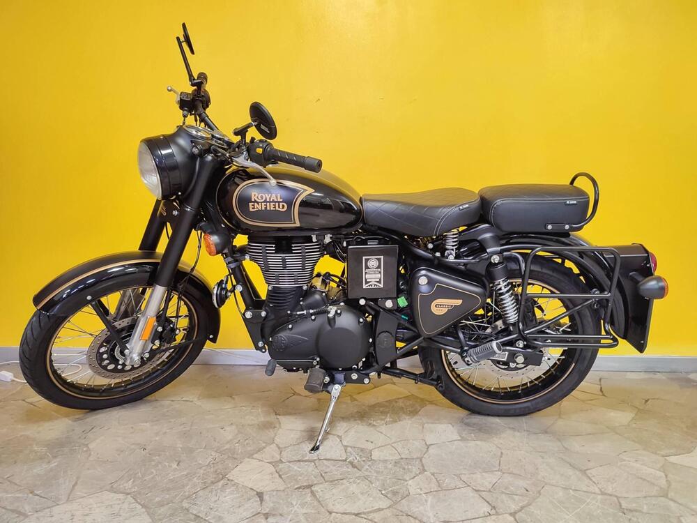 Royal Enfield Classic 500 EFI Tribute (2021) (3)