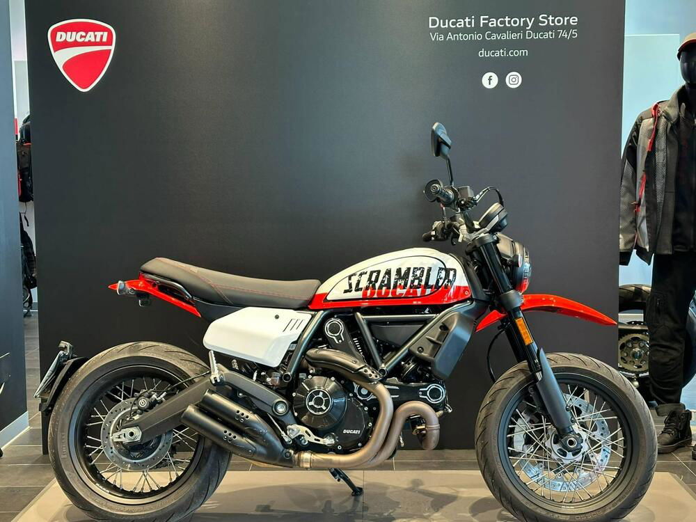 Ducati Scrambler 800 Urban Motard (2022) (2)