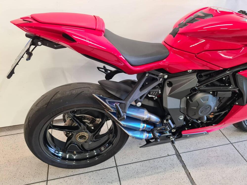 MV Agusta F3 800 Rosso (2021 - 23) (3)