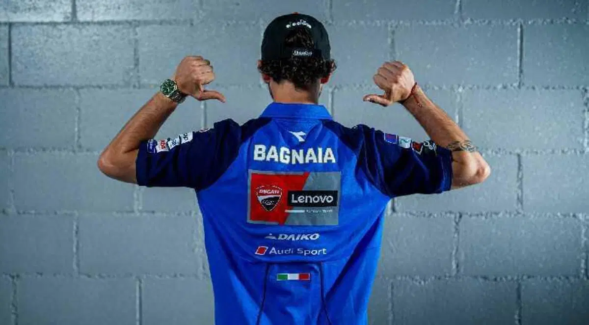 Ducati in maglia - e livrea! - azzurra al GP del Mugello! (4)