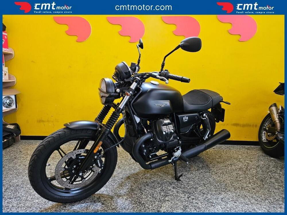 Moto Guzzi V7 Stone (2021 - 24) (3)