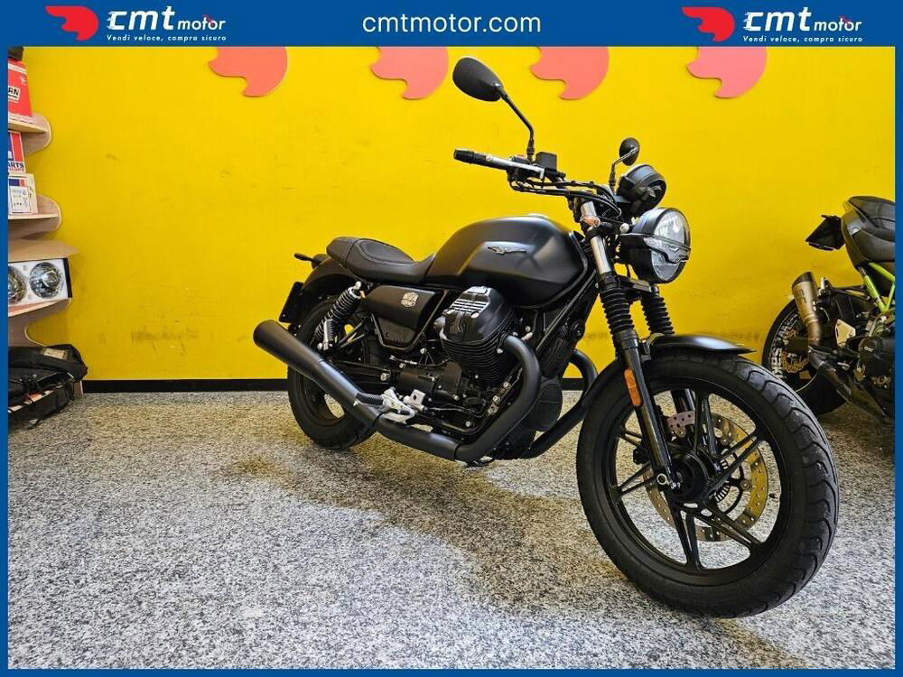 Moto Guzzi V7 Stone (2021 - 24) (4)