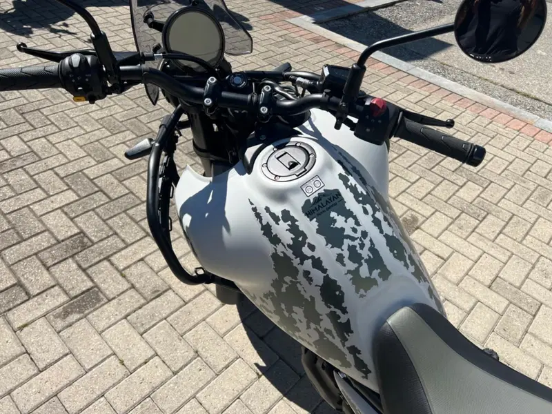 Royal Enfield Himalayan 450 (2024 - 26) (2)