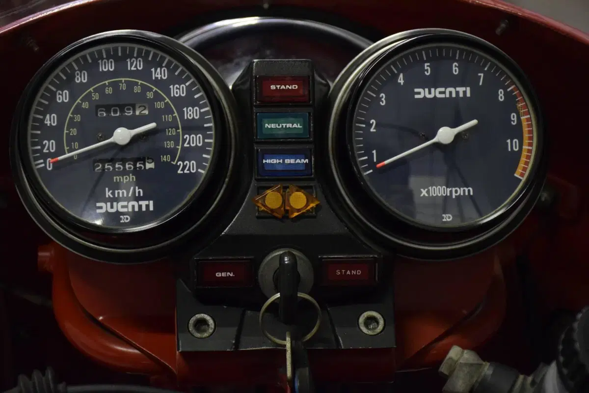 Ducati MHR 900 (15)