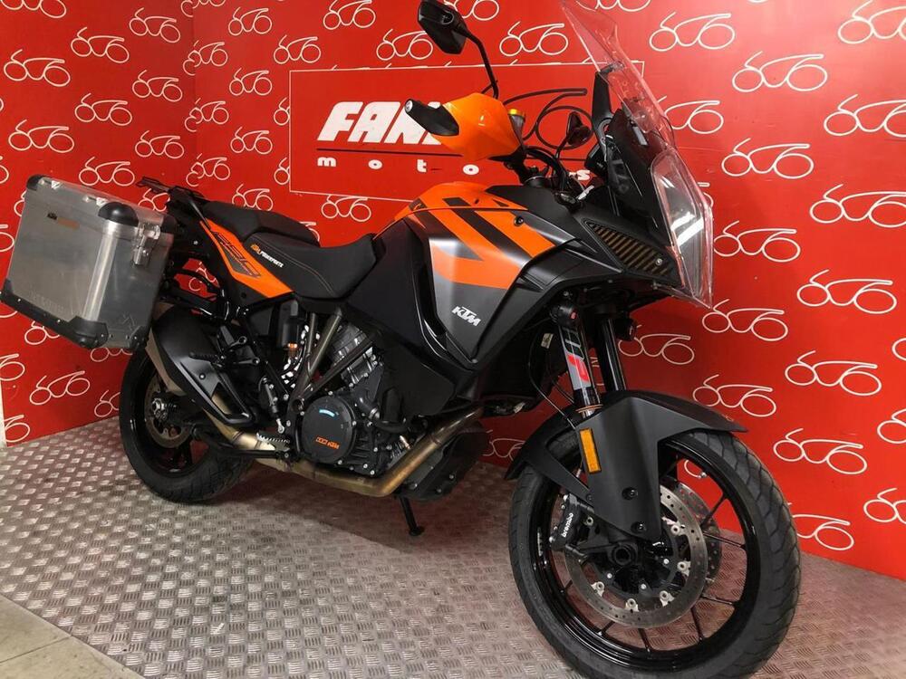 KTM 1290 Super Adventure S (2017 - 20) (2)