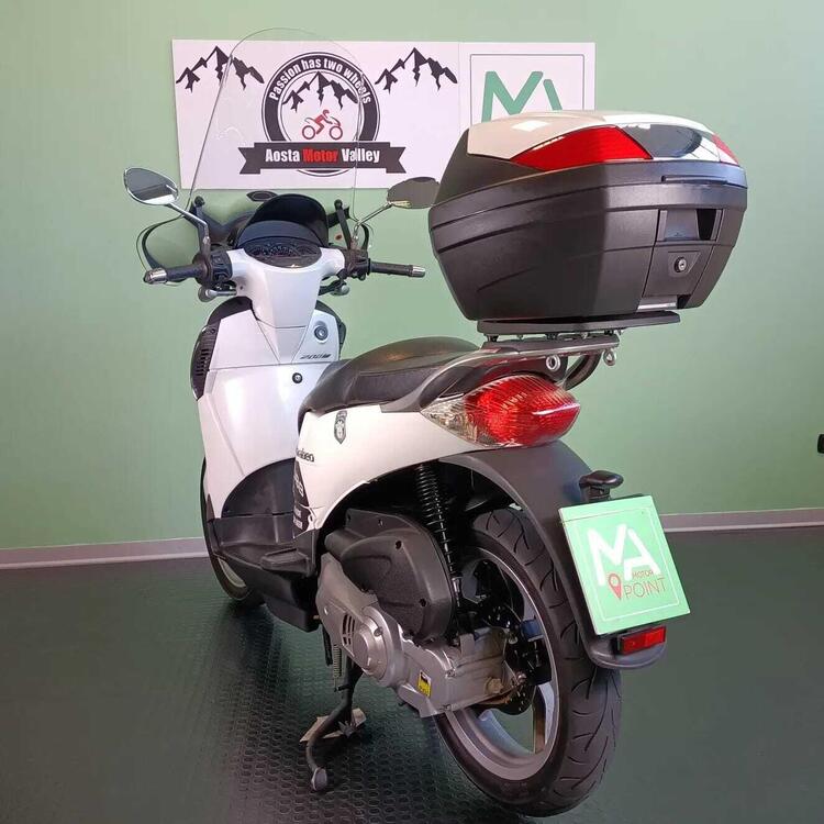 Aprilia Scarabeo 200 i.e. (2011 - 16) (4)