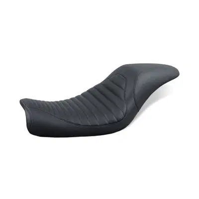 Sella Mustang Tripper Fastback 2-UP Tuck 'n Roll p 