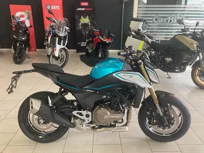 QJ Motor SRK 550 (2024 - 25) nuova