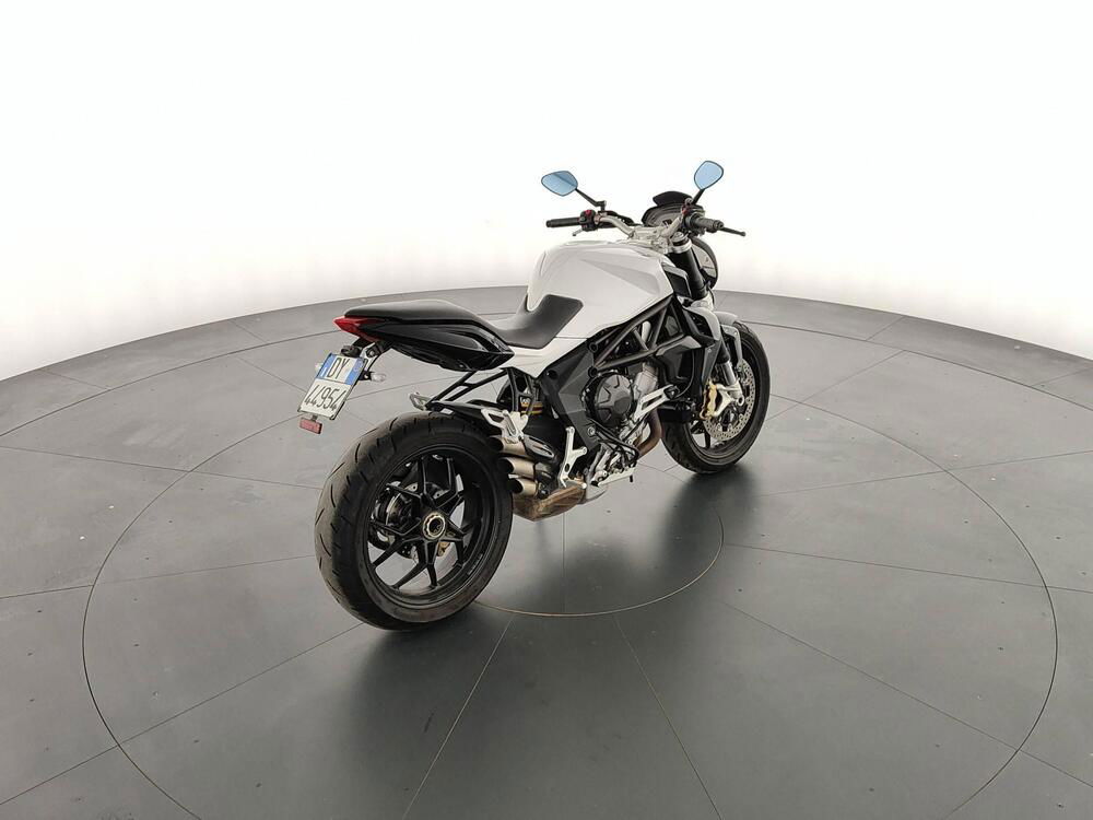 MV Agusta Brutale 675 (2011 - 15) (5)