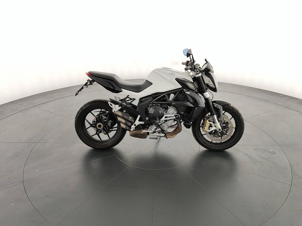 MV Agusta Brutale 675 (2011 - 15) (4)