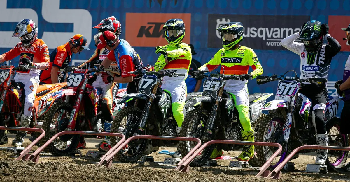 Triumph all'AMA PRO Motocross; debutto positivo per Swoll e Savatgy 