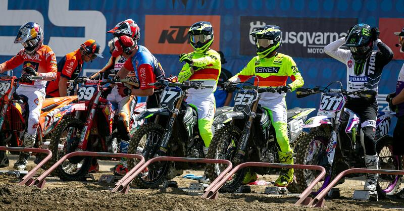 Triumph all&#039;AMA PRO Motocross; debutto positivo per Swoll e Savatgy 