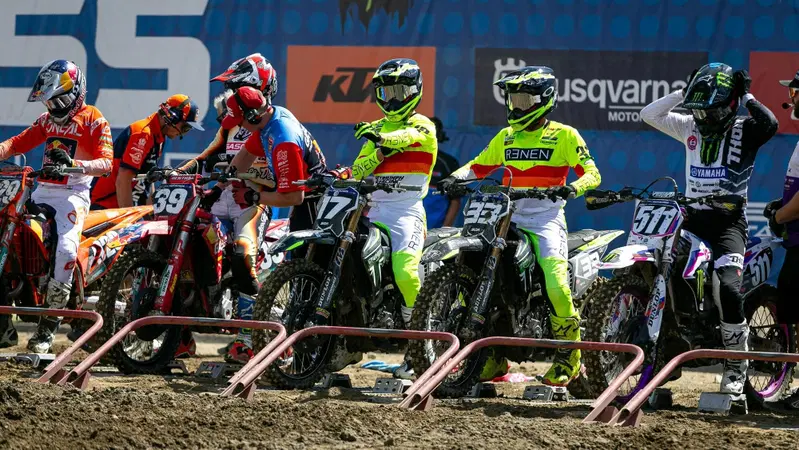 Triumph all'AMA PRO Motocross; debutto positivo per Swoll e Savatgy 
