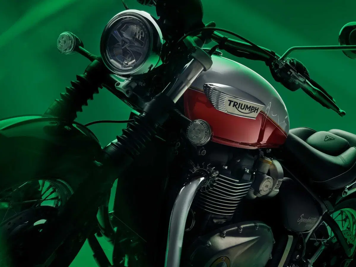13 nuove colorazioni per la gamma Triumph Motorcycles: che stile! [GALLERY] (23)