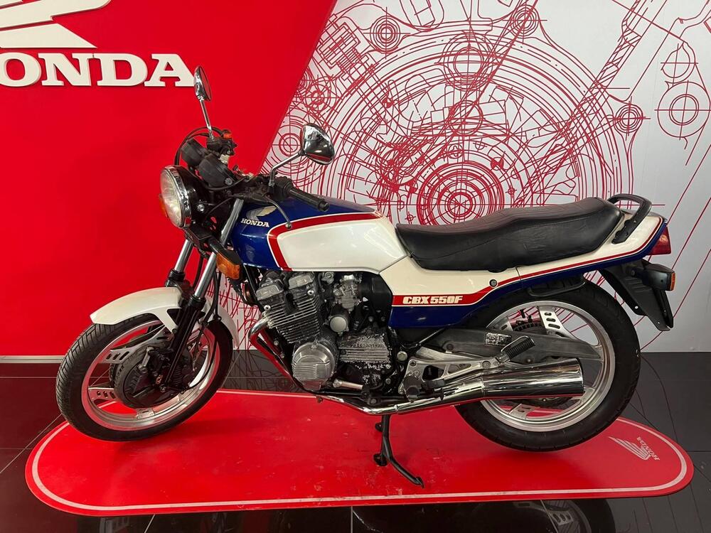 Honda CBX 550 F (2)