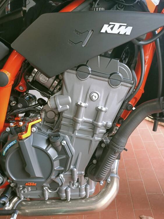 KTM 890 Duke R (2022 - 23) (2)