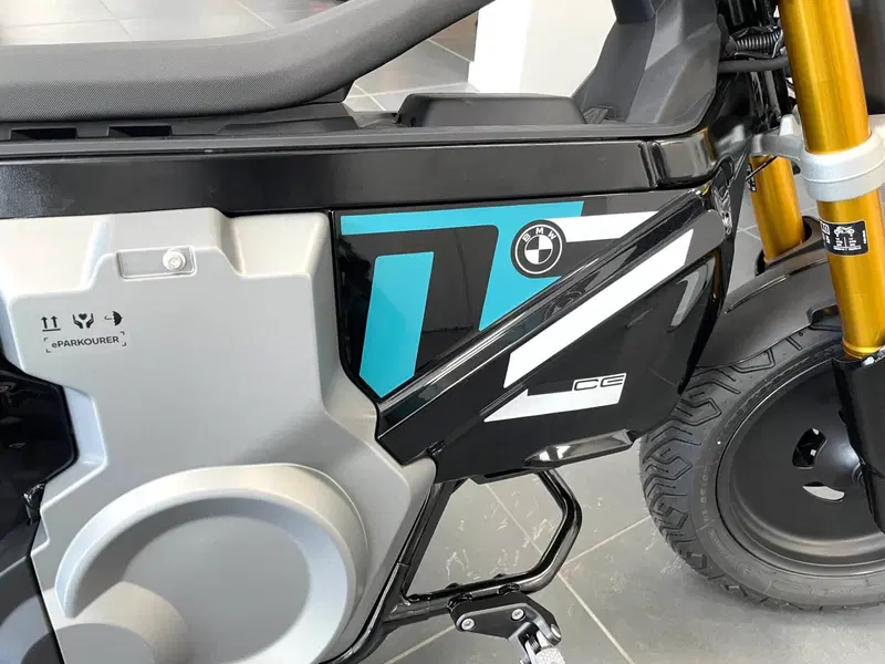 Bmw CE 02 (2024 - 26) (3)