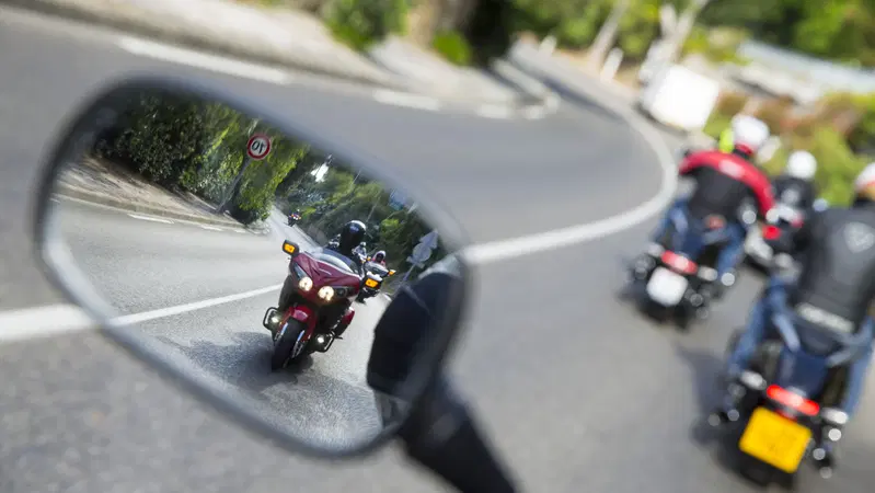 Eccesso di velocit&agrave;: confisca della moto e ritiro patente a 4 italiani in Francia