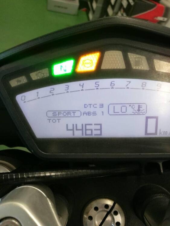 Ducati Hypermotard 821 (2013 - 15) (5)