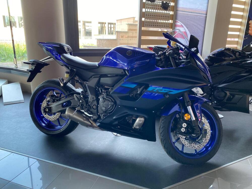 Yamaha YZF R7 (2021 - 24)