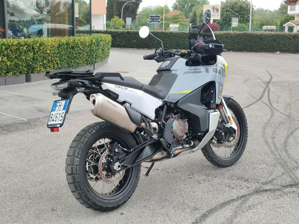 Husqvarna Norden 901 (2022 - 24) (3)