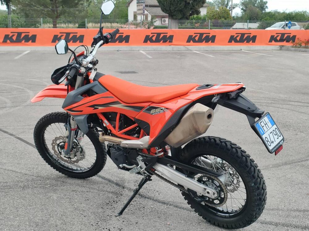 KTM 690 Enduro R (2022 - 24) (4)