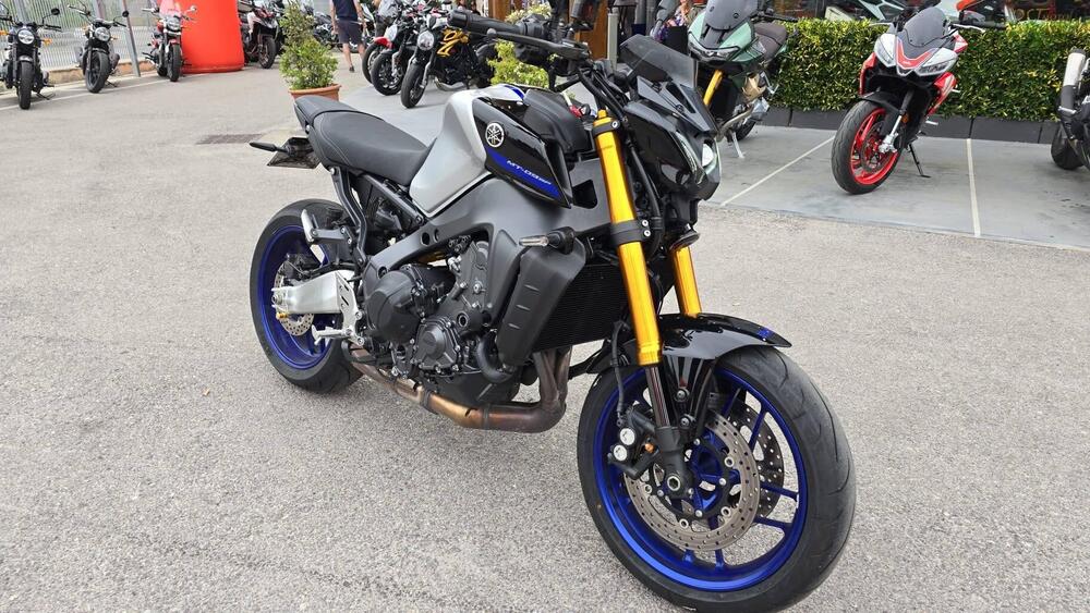 Yamaha MT-09 SP (2021 - 23) (2)