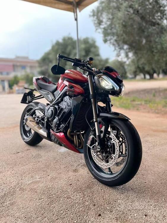 Triumph Street Triple 765 RS (2023 - 24) (3)