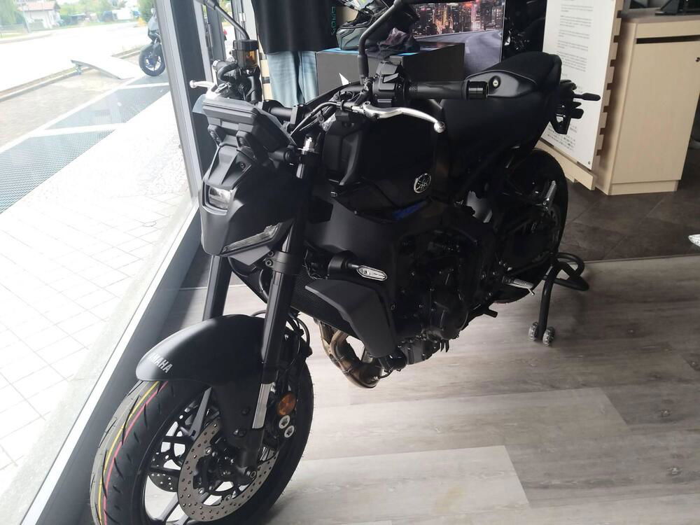 Yamaha MT-09 (2024)