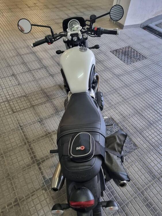 Triumph Street Twin 900 (2017 - 18) (3)