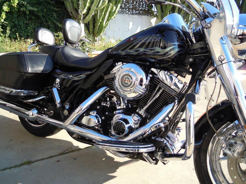 Harley-Davidson 1800 Road King (2007) - FLHRSE (4)