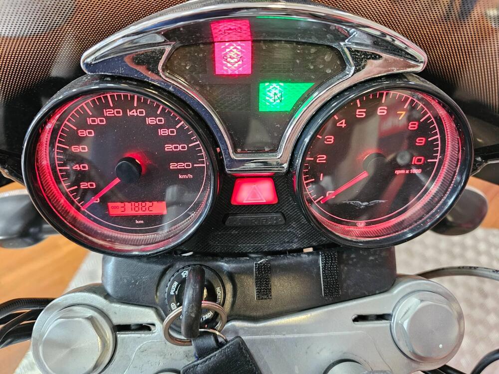 Moto Guzzi Breva V 750 i.e. (2)