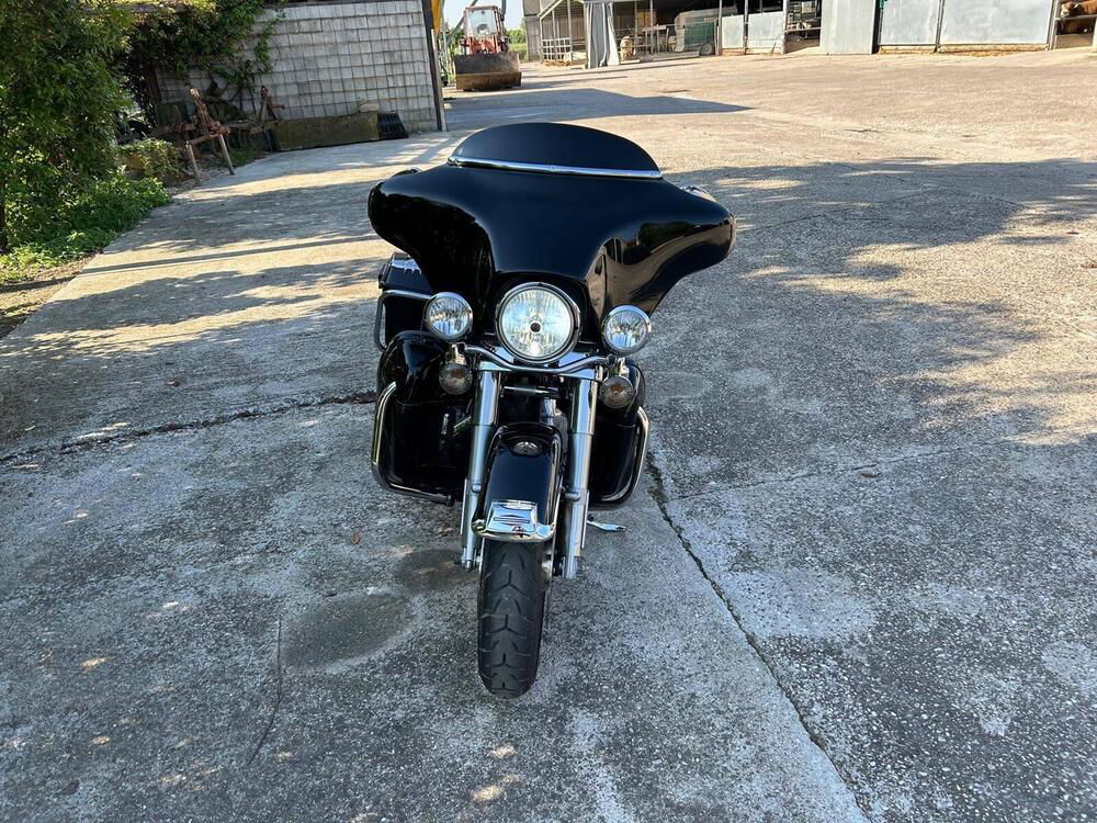 Harley-Davidson 1690 Electra Glide Ultra Limited (2010 - 13) - FLHTK (4)