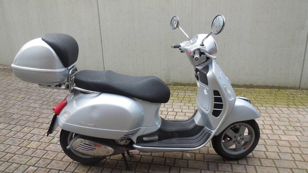 Vespa GTS 250 i.e. (3)