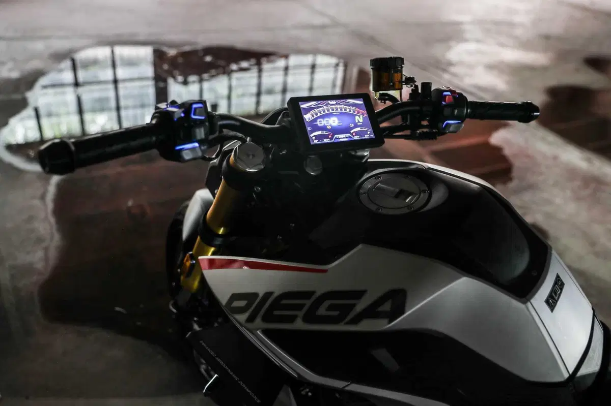F.B Mondial Piega 452: la Piccola pensa in grande (22)