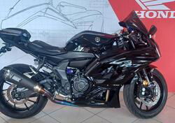 Yamaha YZF R7 (2021 - 24) usata