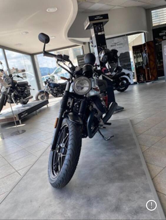 Moto Guzzi V7 III Stone S (2020)