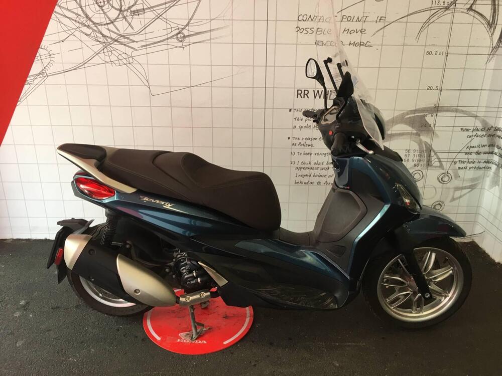 Piaggio Beverly 300 ABS-ASR (2021 - 24)