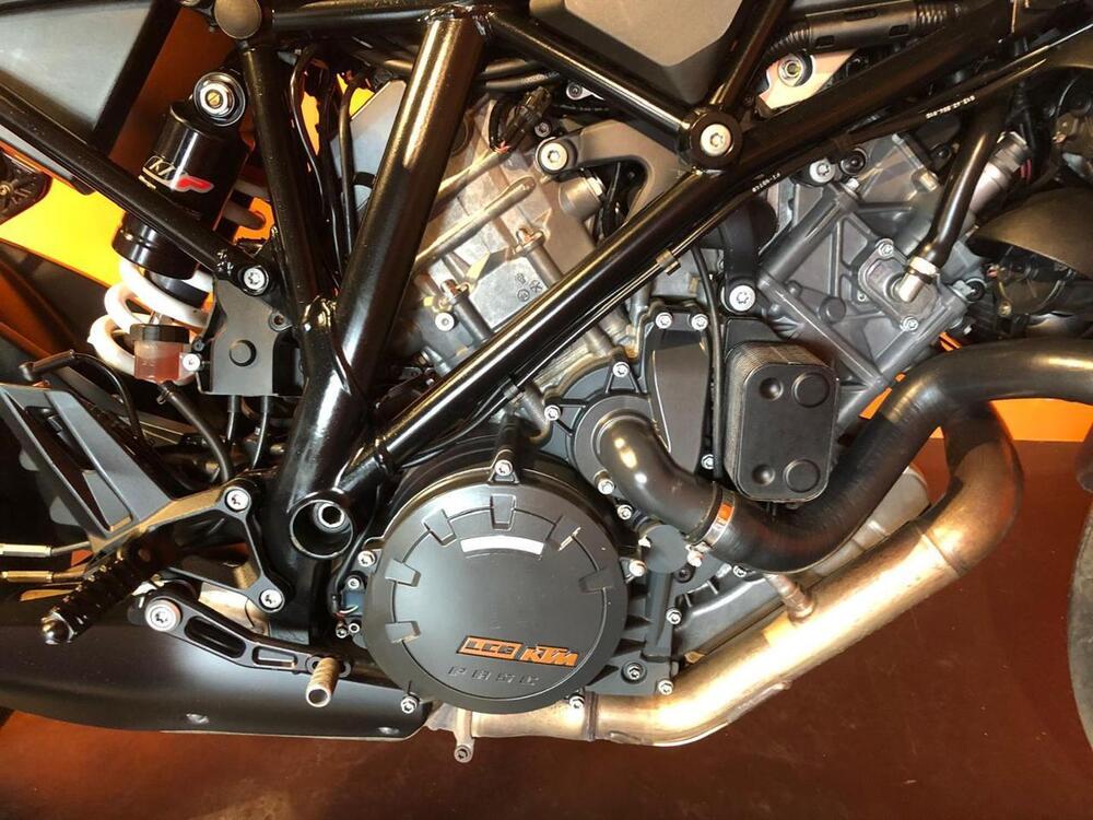 KTM 1290 Super Duke R ABS (2017 - 18) (5)